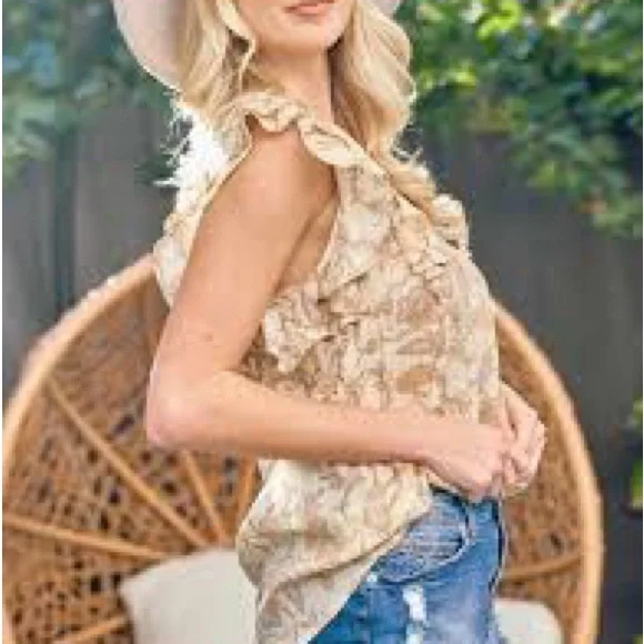 LOFT Beige Floral Ruffle Blouse - Picture 1 of 4